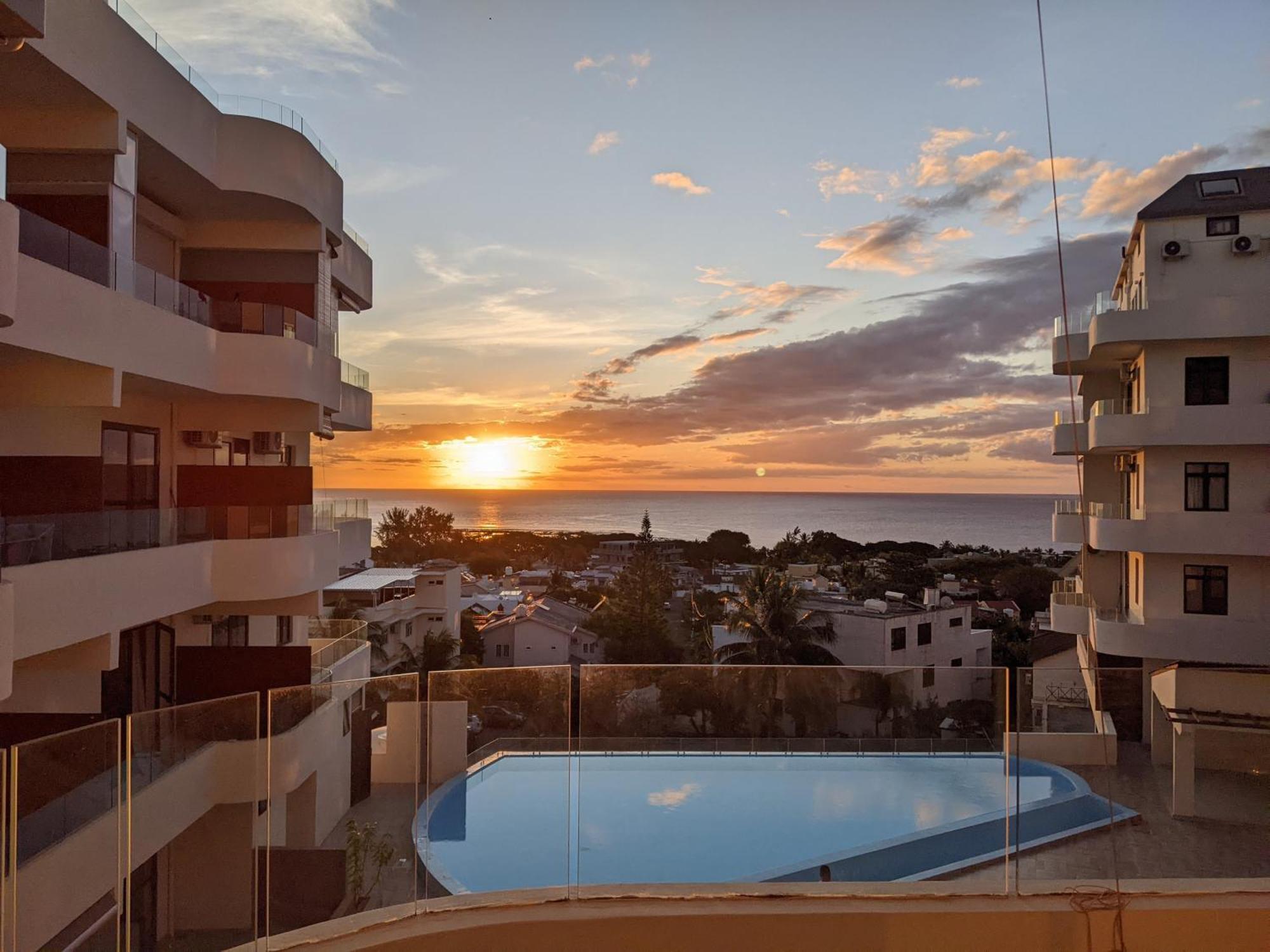 Seaview Serenity Apartment Flic-en-Flacq Exteriör bild