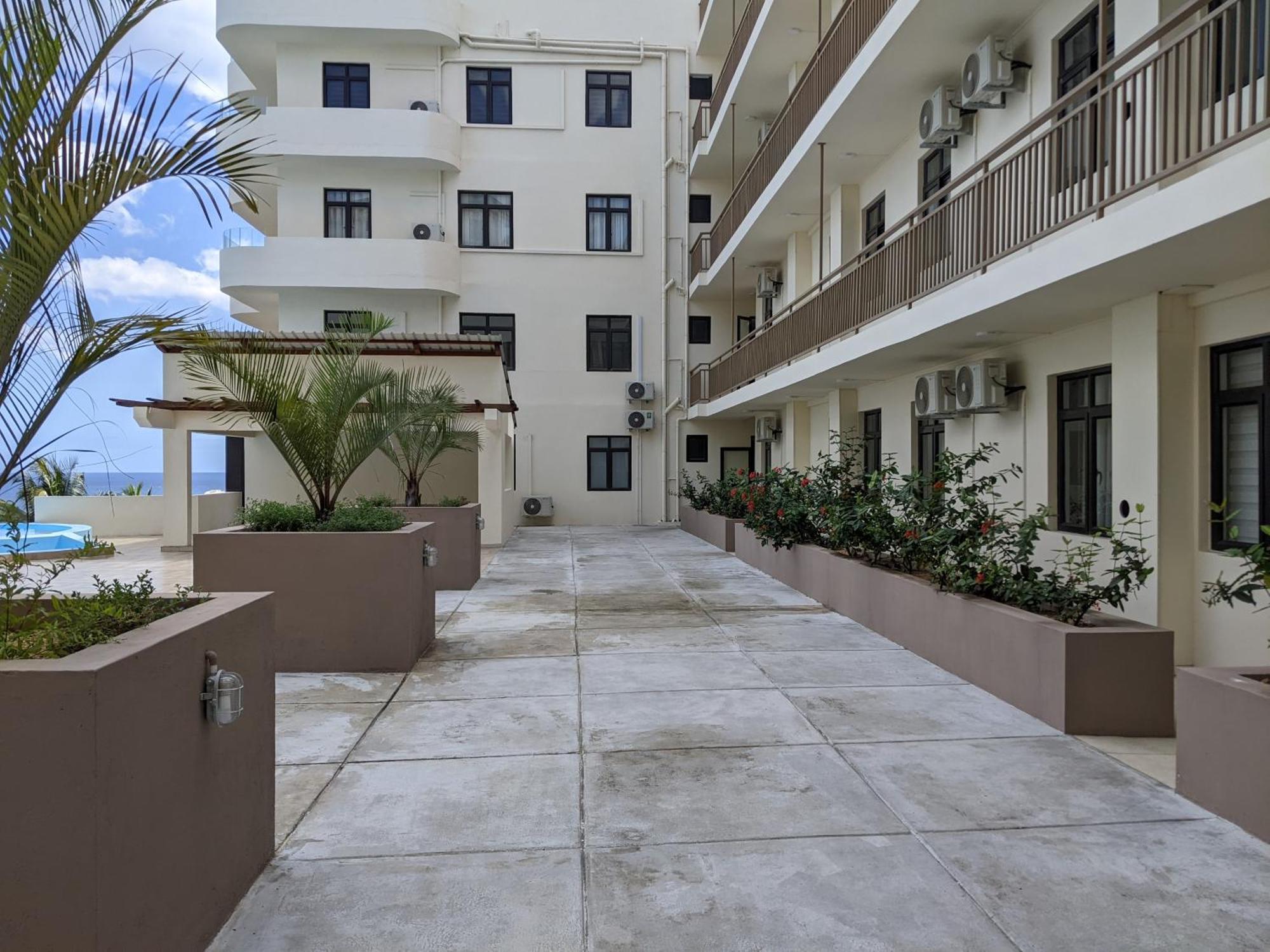 Seaview Serenity Apartment Flic-en-Flacq Exteriör bild
